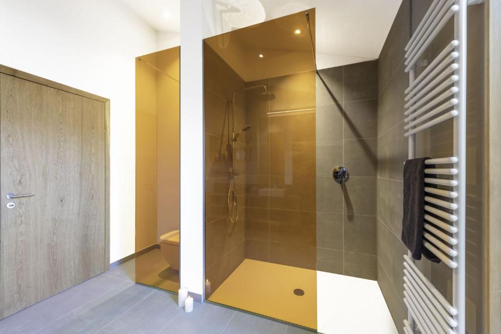 Koupelna v ubytování Gud Jard Lodge Nr 24 - Design-Ferienhaus mit exklusiver Ausstattung