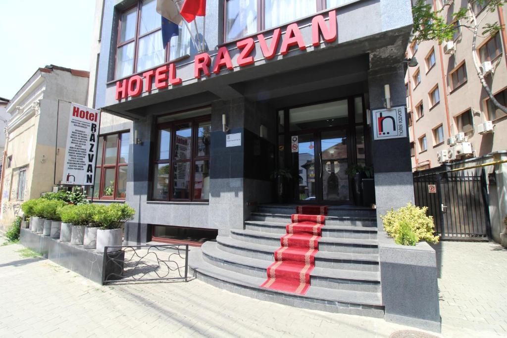 Hotel Razvan - Resim 35