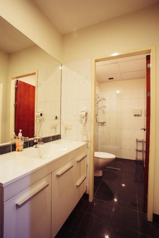 YTI Garden Hotel - Resim 12