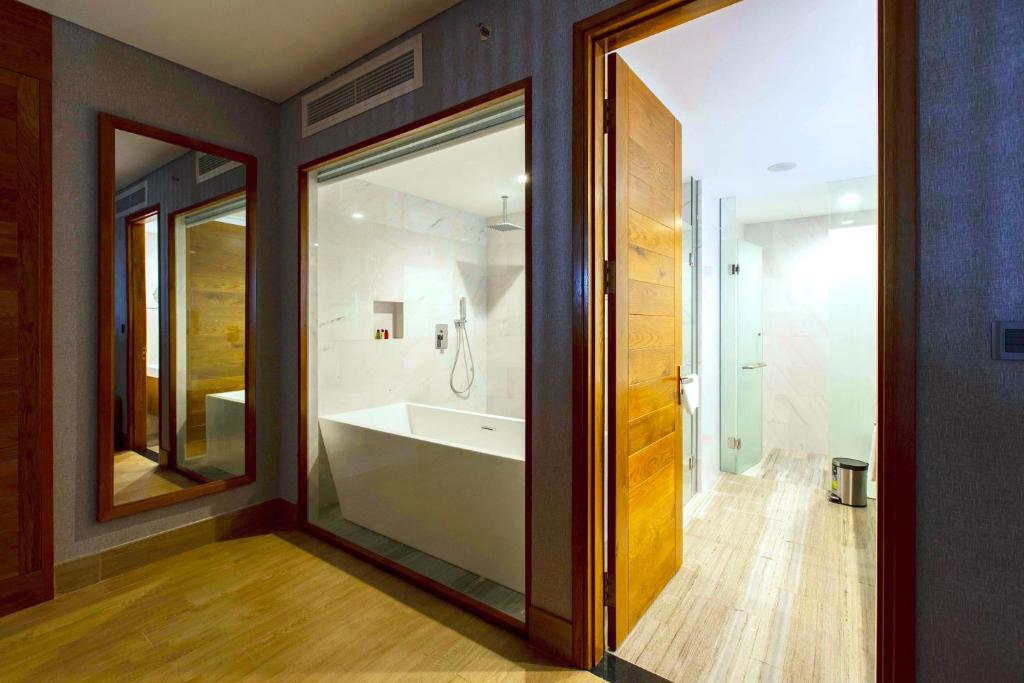 Suite Premium Có Giường Cỡ King Nhìn Ra Đại Dương
