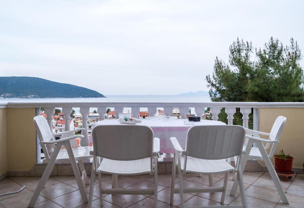 Fotografie z fotogalerie ubytování George House v destinaci Néa Péramos