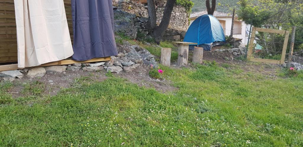 Zahrada ubytování camping l'agrottu au cœur de la corse