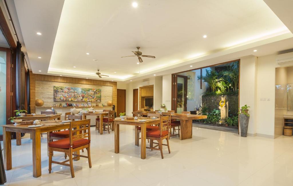 Restaurace v ubytování River Sakti Ubud by Prasi
