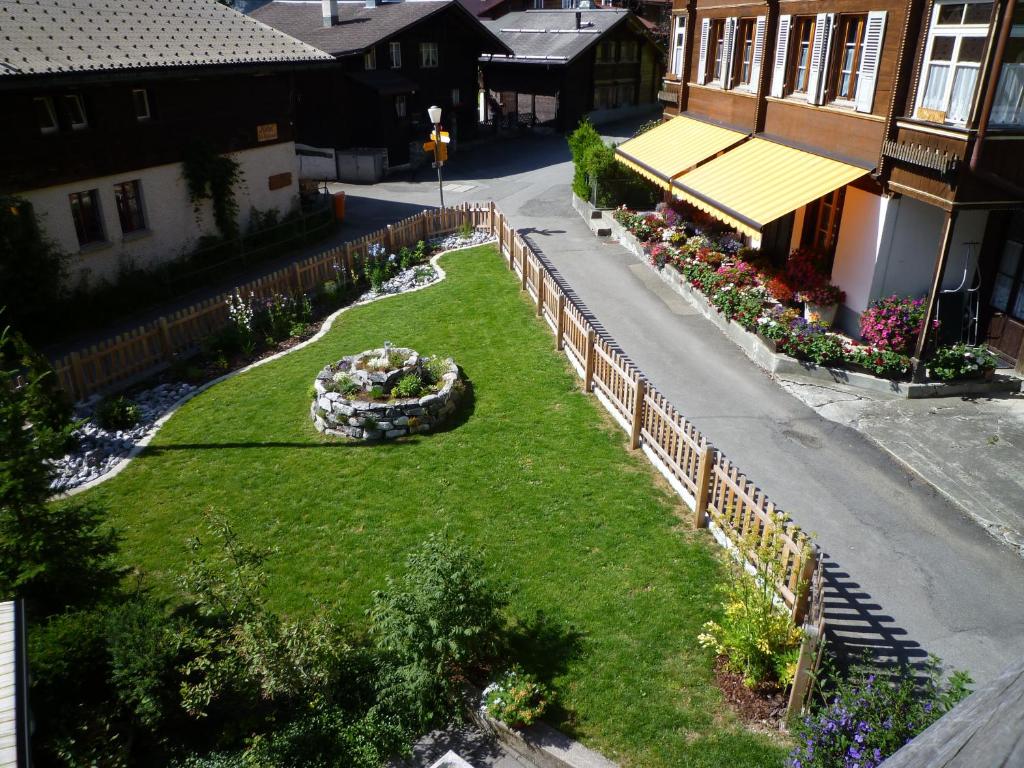 Zahrada ubytování Esthers Guesthouse