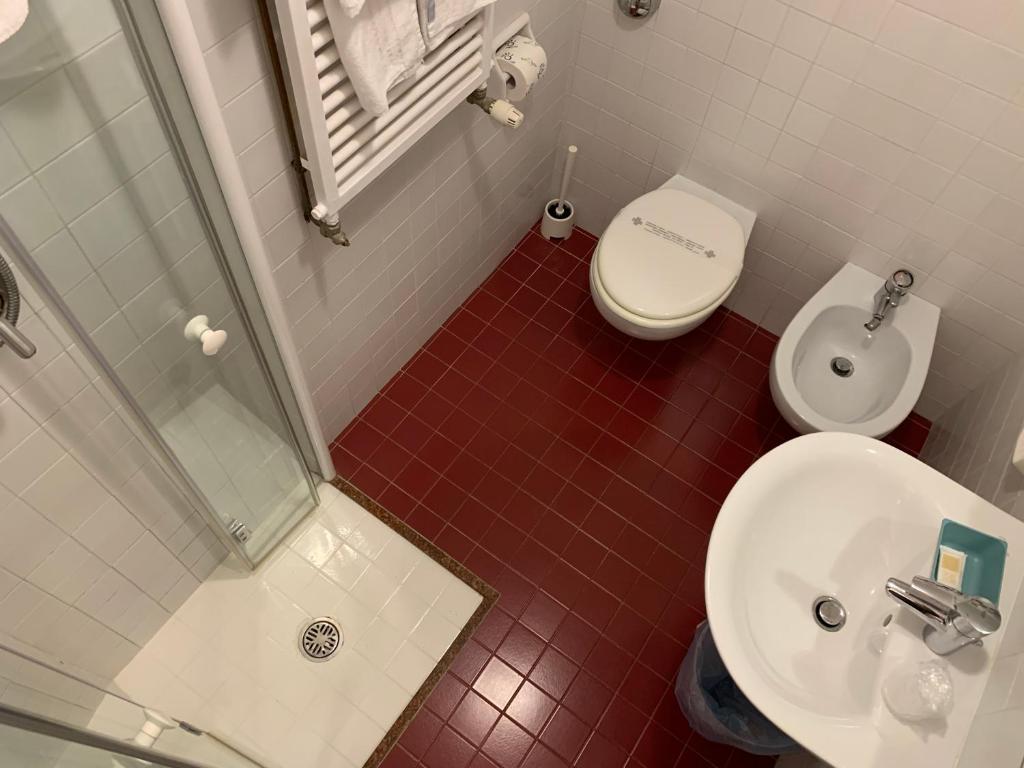 Koupelna v ubytování Hotel Alla città di Trieste