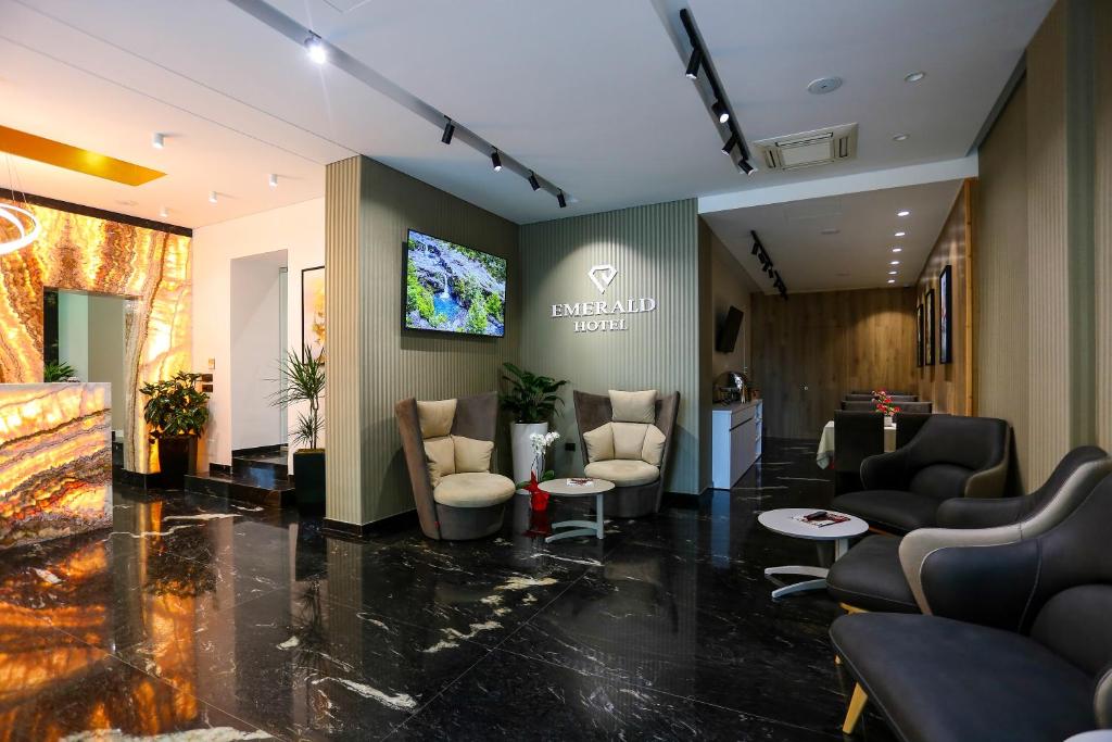 Emerald Boutique Hotel - Image 5