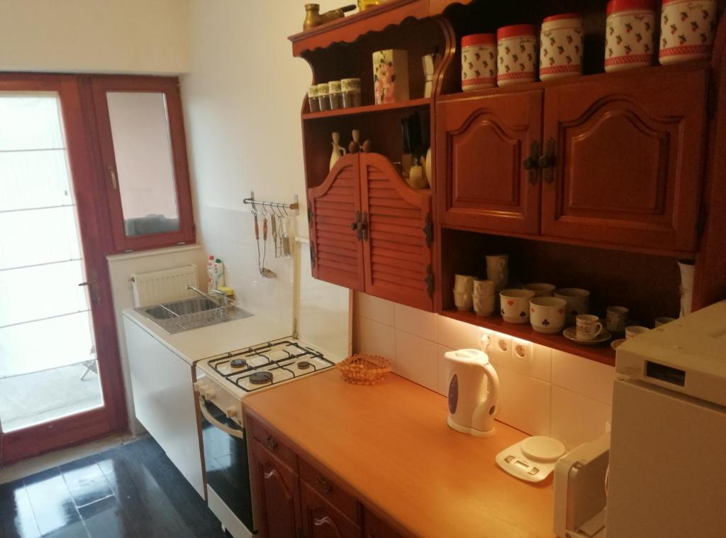 Fotografia z galérie ubytovania Vízaknai Apartmanház v destinácii Székesfehérvár