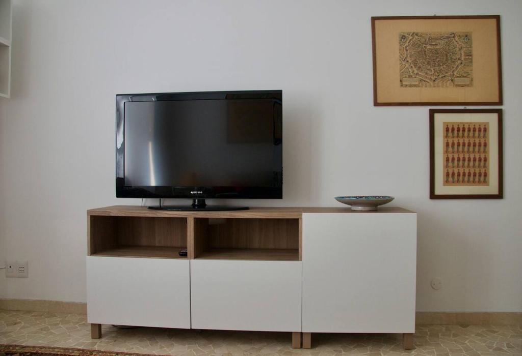 Fotografia z galérie ubytovania Bright apartment for 5 close to Isola district v Miláne