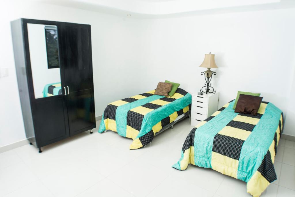 Malecon Rooms y Hotel - Double Room With Private External Bathroom