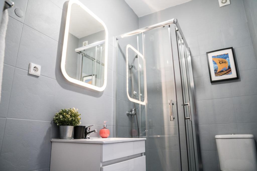 Downtown Residence by Apartments2Enjoy - Standard Studio - 2nd Floor