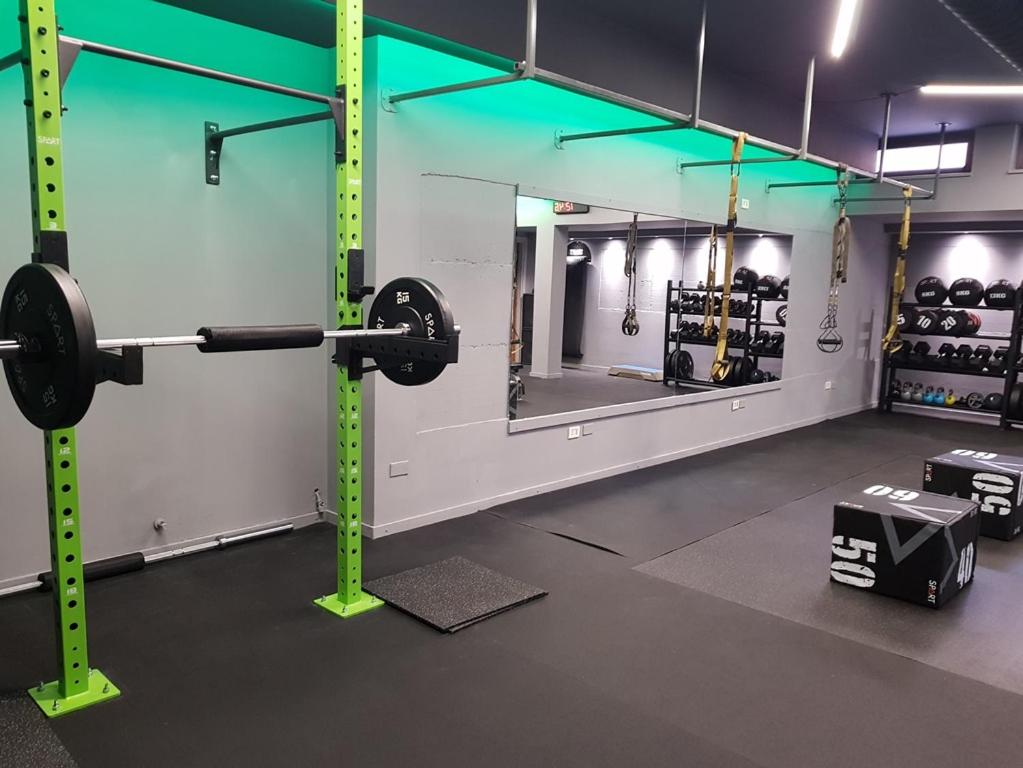 Fitness centrum a/nebo fitness zařízení v ubytování Dido