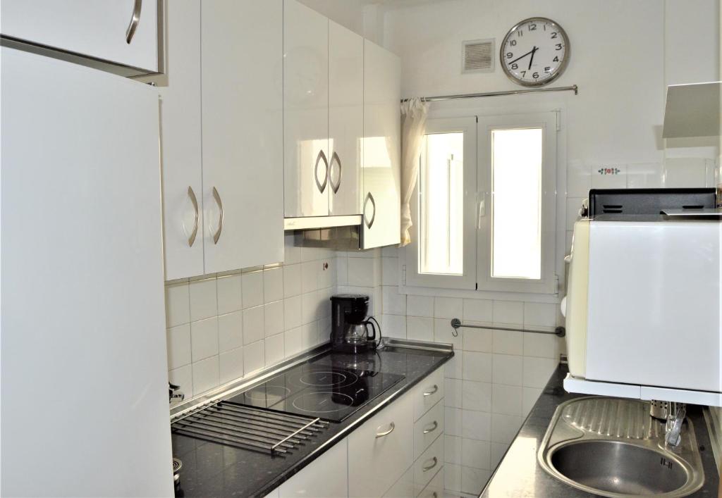 Kuchyňa alebo kuchynka v ubytovaní Casa Rocío en Nerja