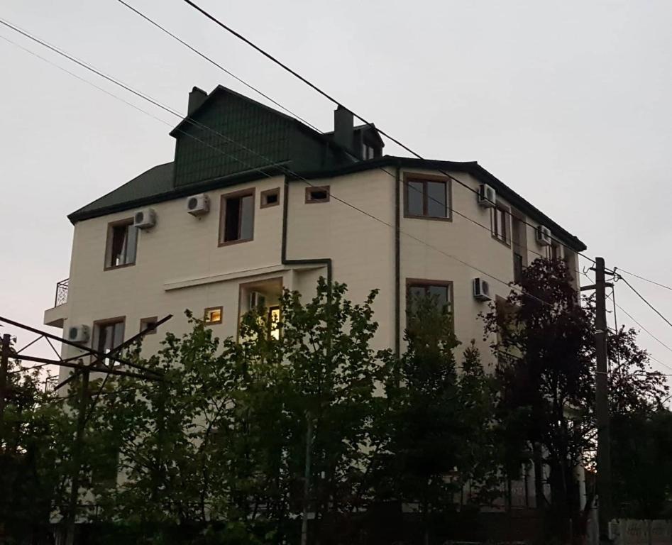 Budova, kde se hotel nachází