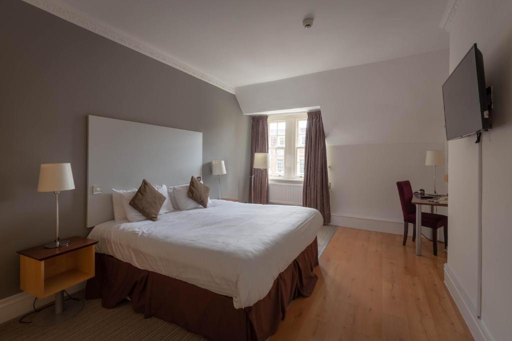 The Angel Hotel - Resim 27