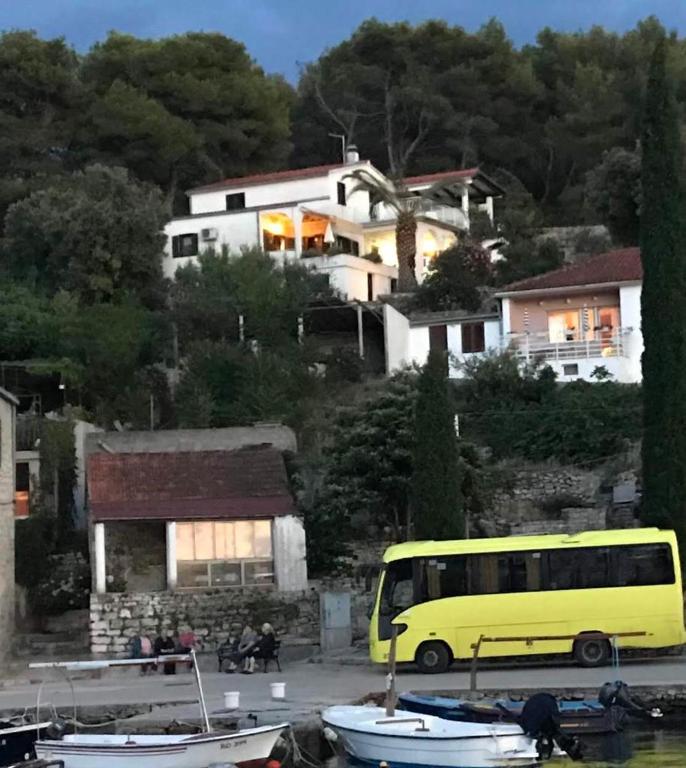 Příroda nedaleko apartmánu