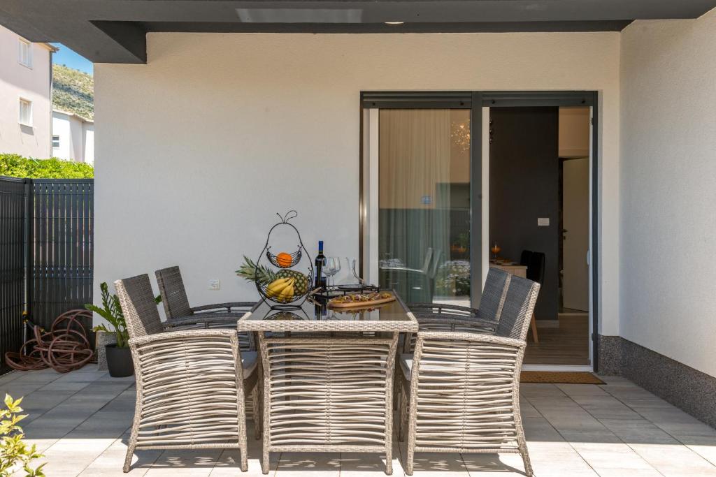 Fotografia z galérie ubytovania Sunny 4**** luxury apart with garden in center v Trogiri