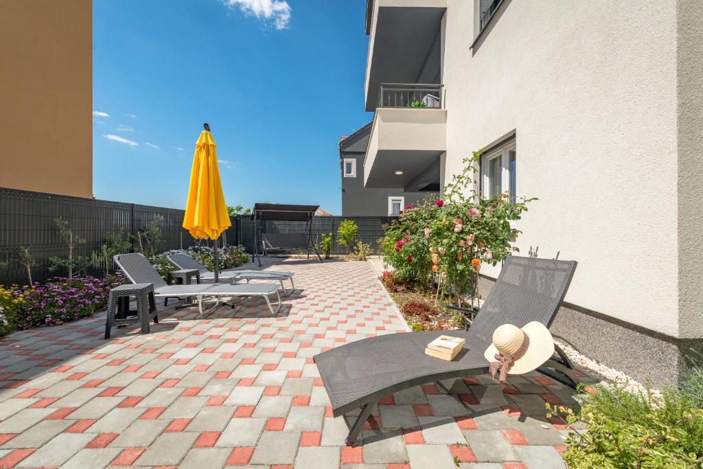 Fotografia z galérie ubytovania Sunny 4**** luxury apart with garden in center v Trogiri