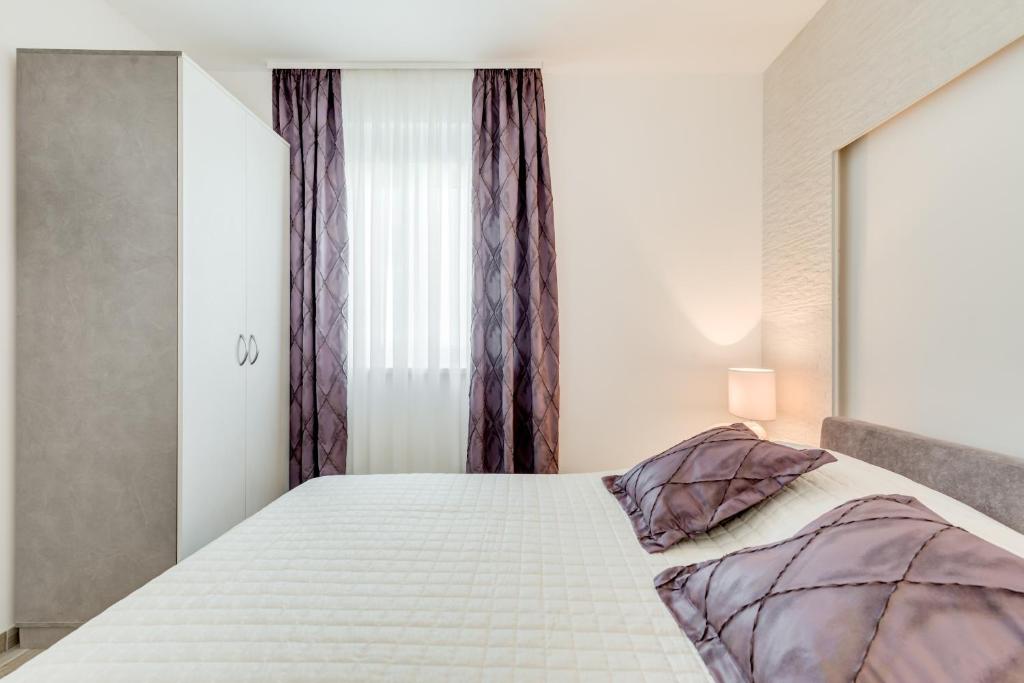Fotografia z galérie ubytovania Sunny 4**** luxury apart with garden in center v Trogiri