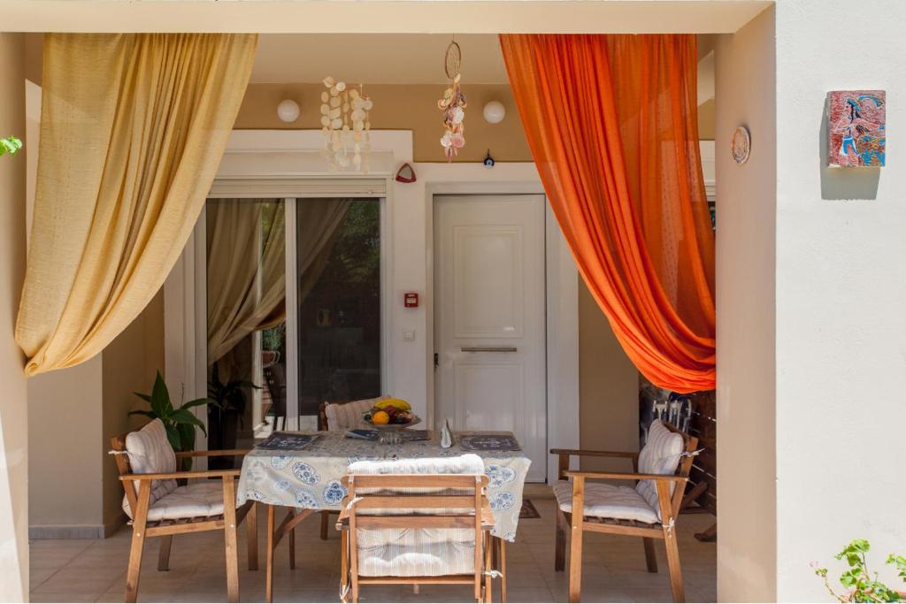 A balcony or terrace at Cretamos Seaside Villas