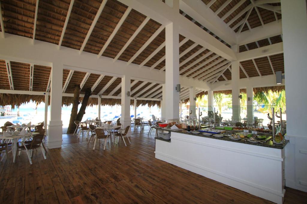 Restaurace v ubytování Viva Heavens by Wyndham, A Trademark All Inclusive