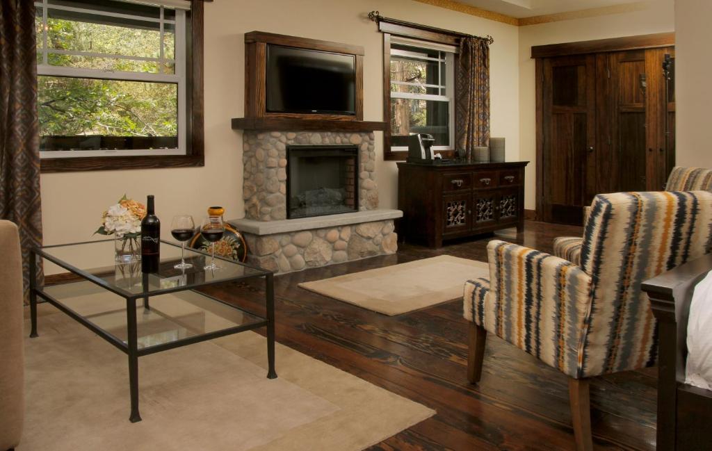 The Grand Idyllwild Lodge - King Room With Roll -In Shower - Accesso Alla Disabilità