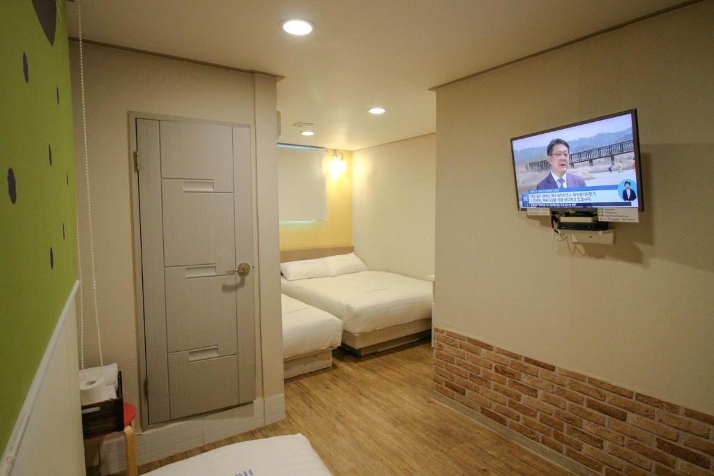 Dongdaemun Hwashin Hostel - Family Room