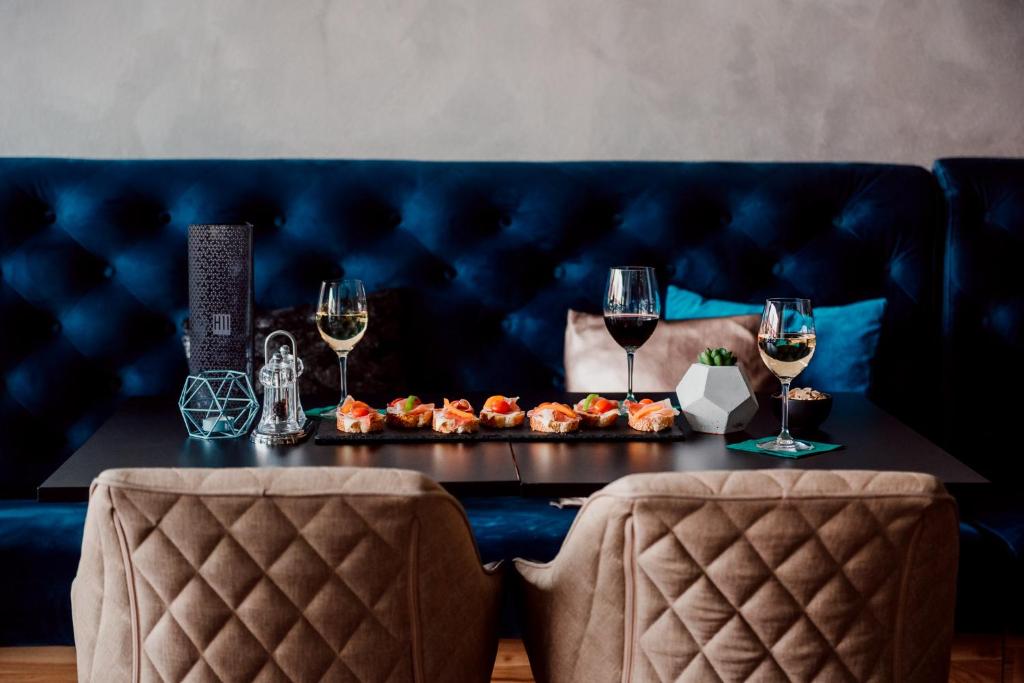 BOUTIQUE HOTEL11 with rooftop SPA - Resim 15