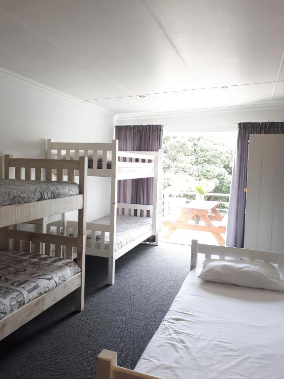 Knysna N2 Lodge - Image 38