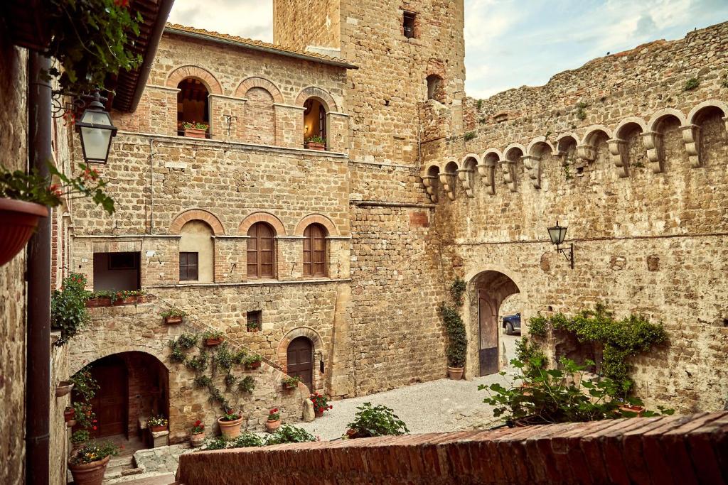 Il Mastio di Spedaletto - 17