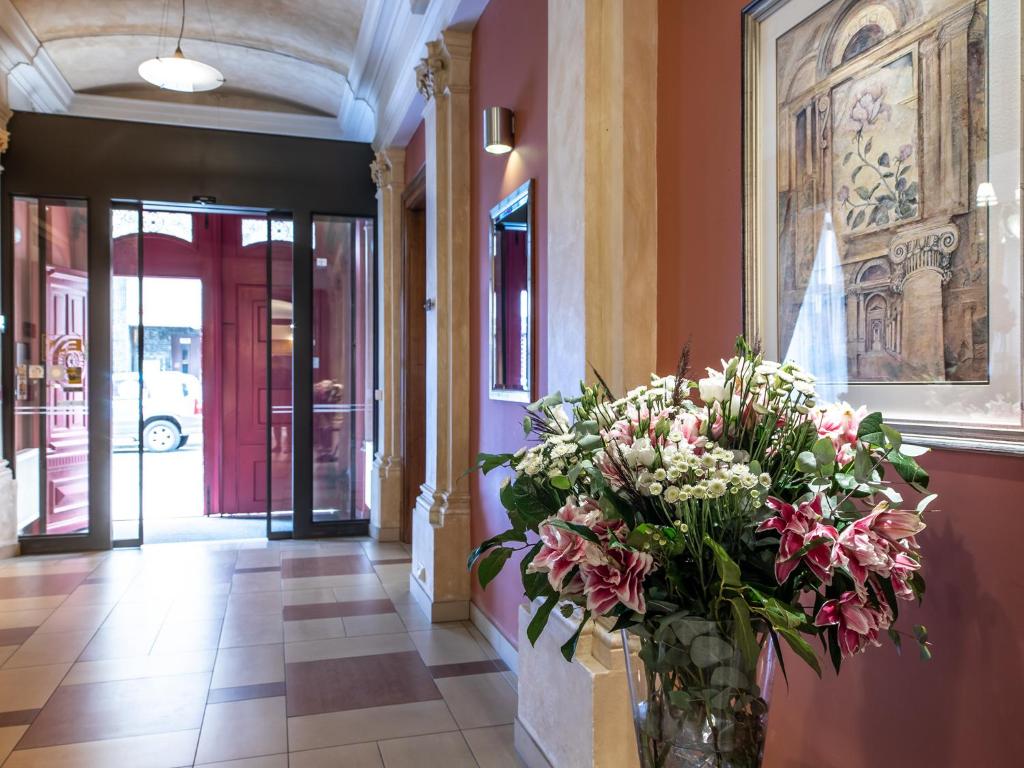 EA Embassy Prague Hotel - Resim 5