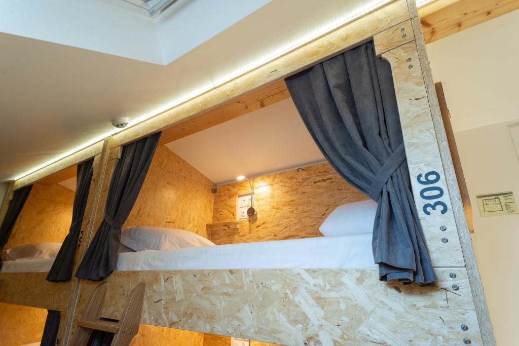 Postel nebo postele na pokoji v ubytování Hostel Bulwark