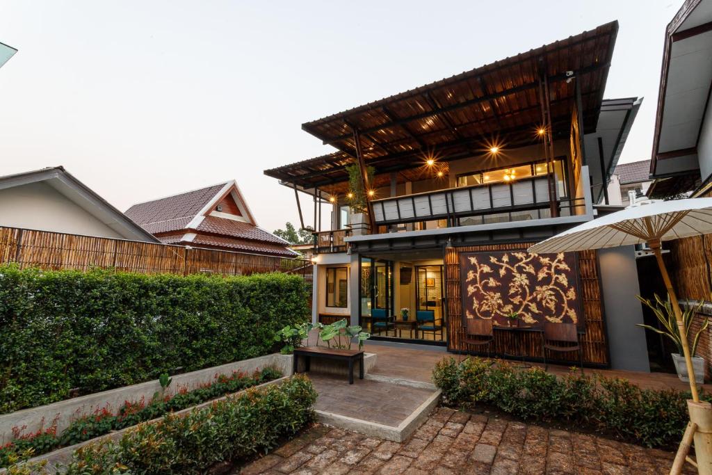 Hostel One Art and Gallery - 19