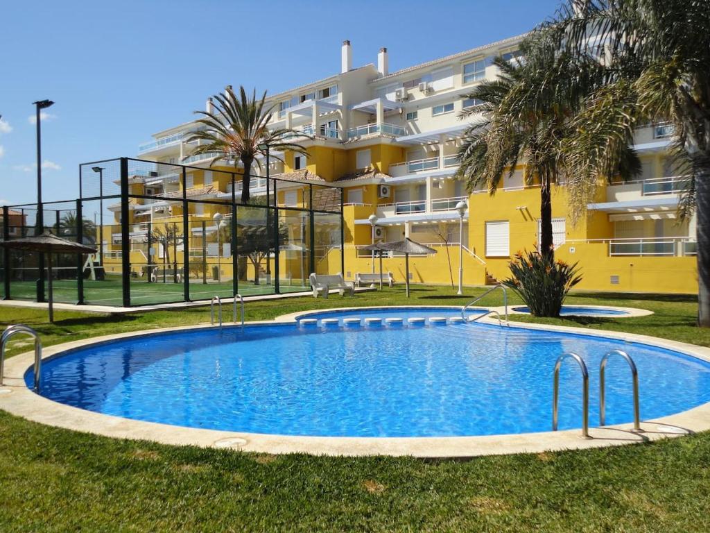 Bazén v ubytování Urbanización Sueños de Denia II nebo v jeho okolí