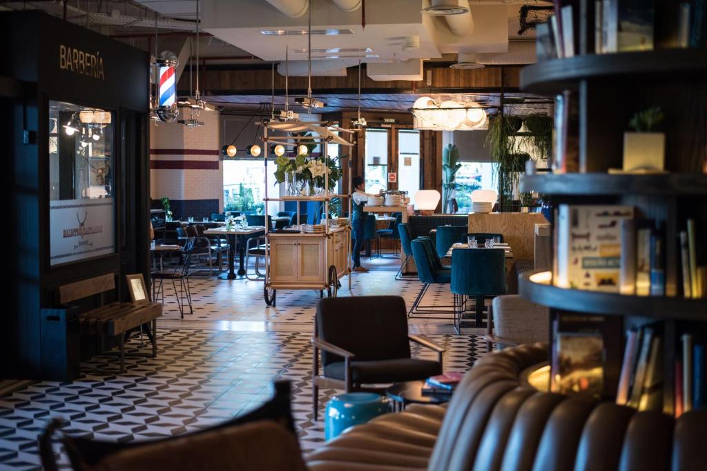 Only YOU Hotel Atocha - Resim 41