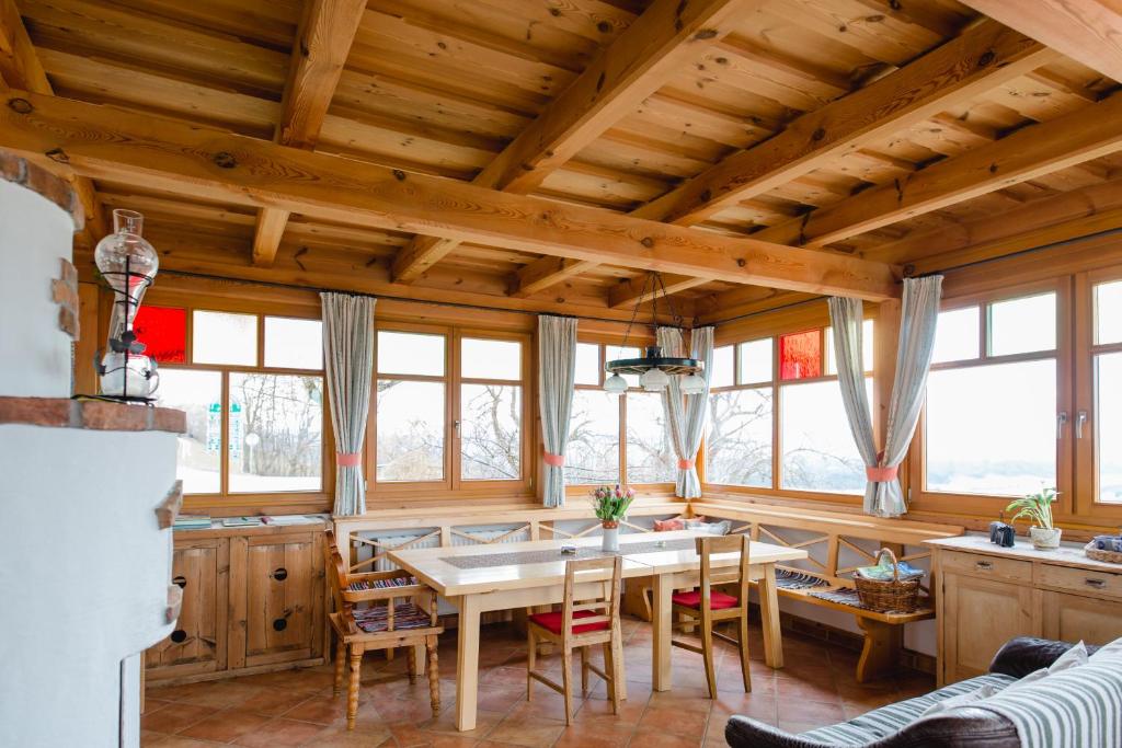 Posedenie v ubytovaní Ferienwohnung Stiegelbauer Fichte