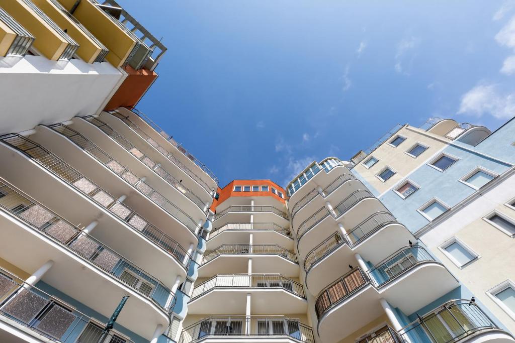 a view of a building from the outside at Spacerowa Apartments with Parking by Renters in Kołobrzeg