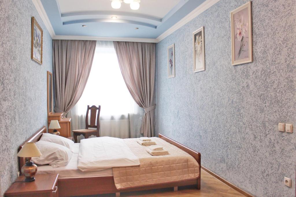 v tsentri Lvova vulytsia Mitskevycha 5, prostora z harnym vydom na misto Apartment photo 2