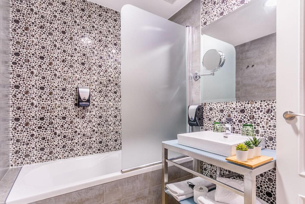 Patio de La Alameda - Resim 44