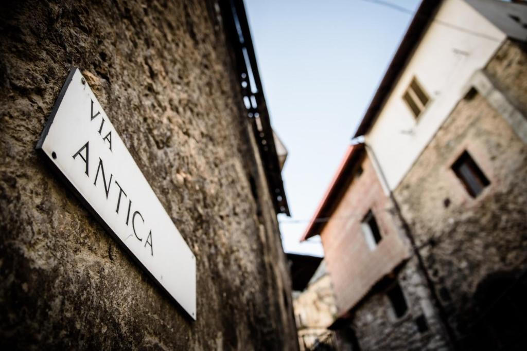 Zdjęcie z galerii obiektu LaVistaDeiSogni Antica w mieście Celano