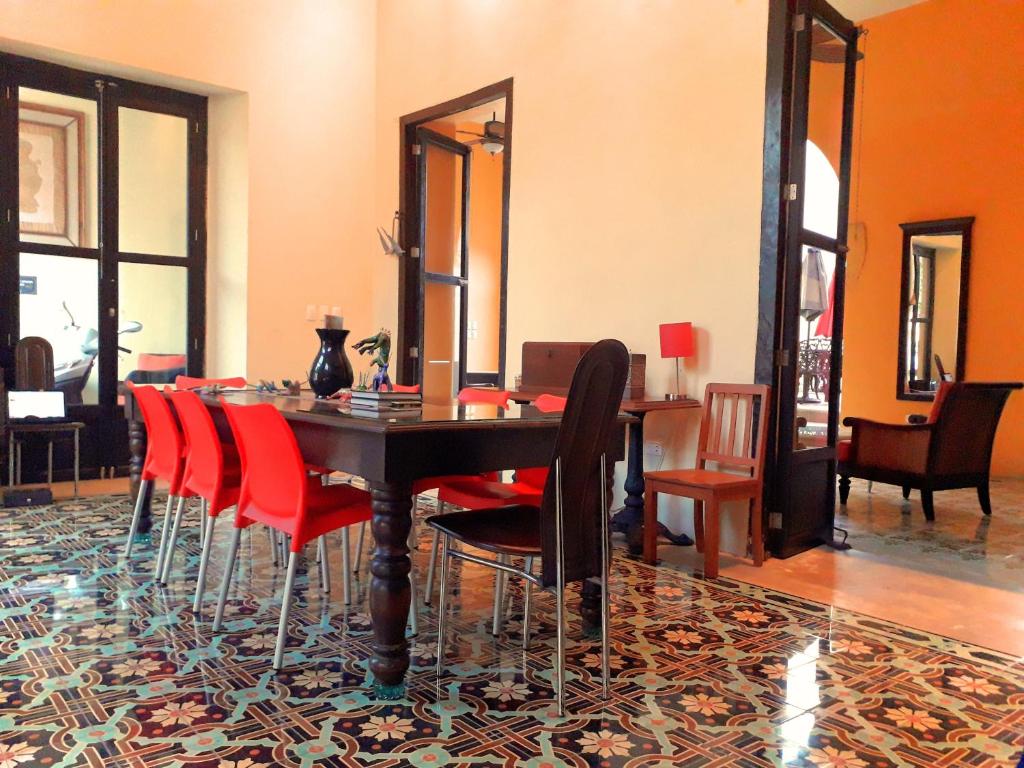 Posezení v ubytování Hotel Mejorada Merida