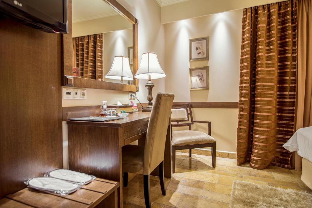 Selestina Boutique Hotel - 12