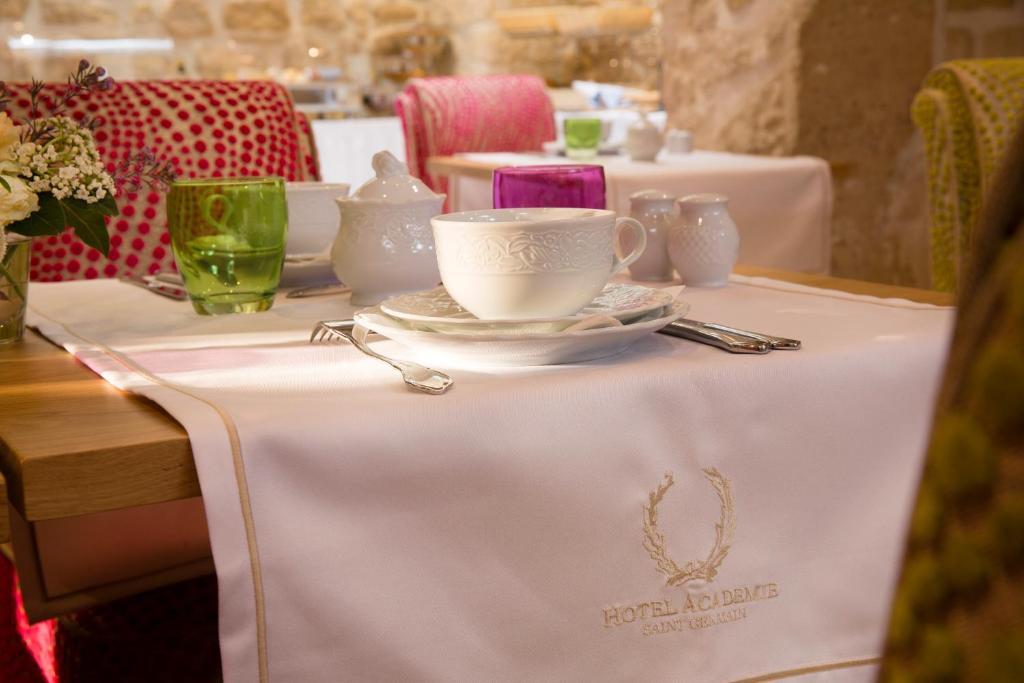 Académie Hôtel Saint Germain - Resim 14