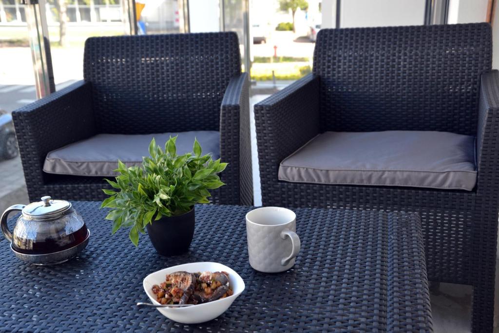 Posedenie v ubytovaní Apartament Srebrny z garażem