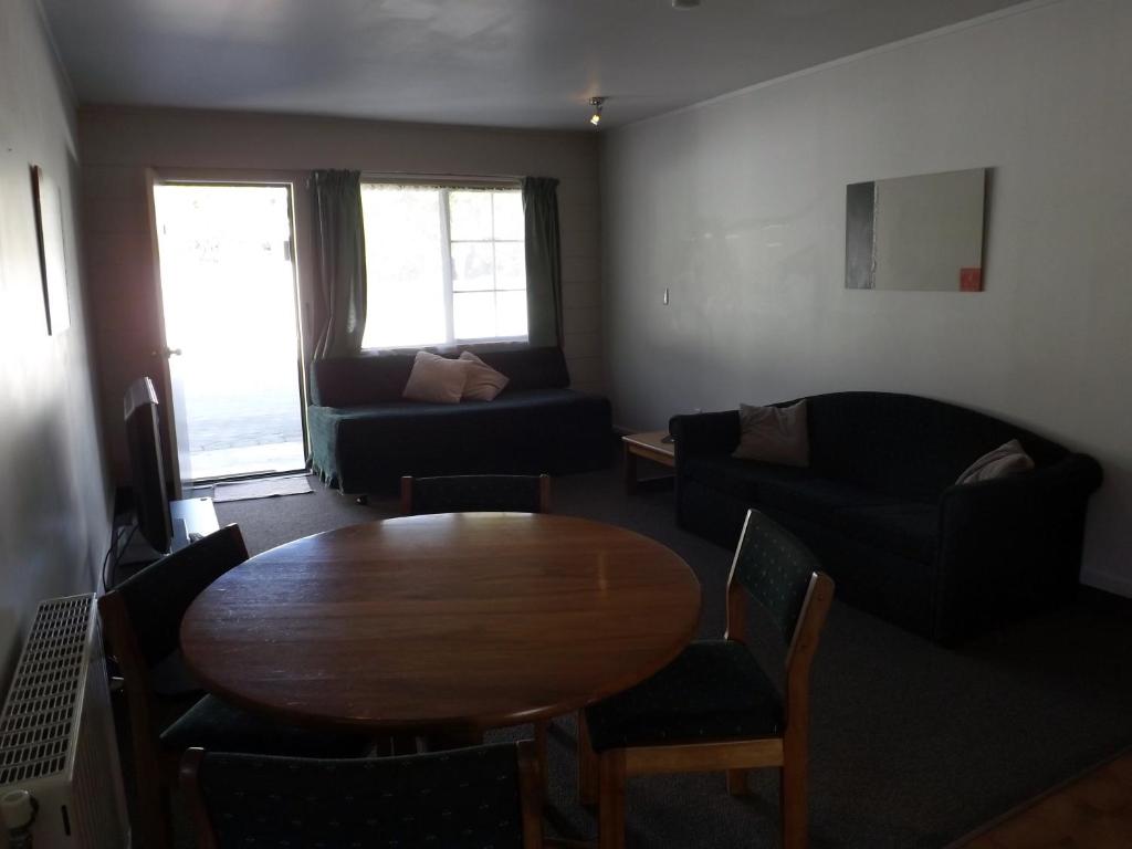 Karaka Tree Motel - Resim 31