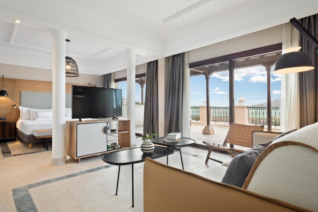 
The Level Junior Suite
