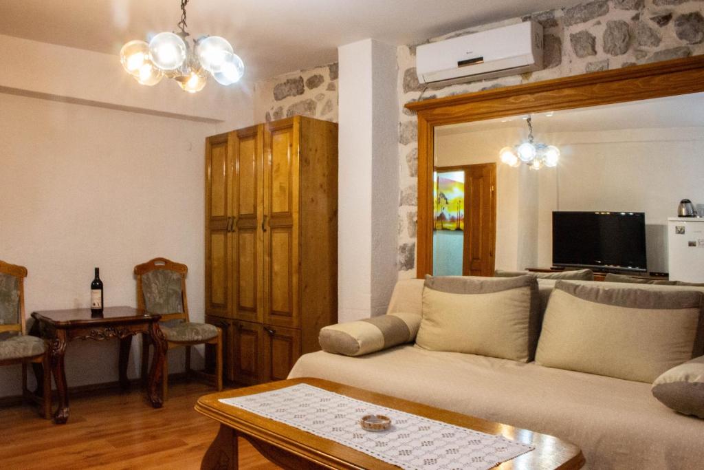 TV o dispositivi per l'intrattenimento presso Guest House Šljuka