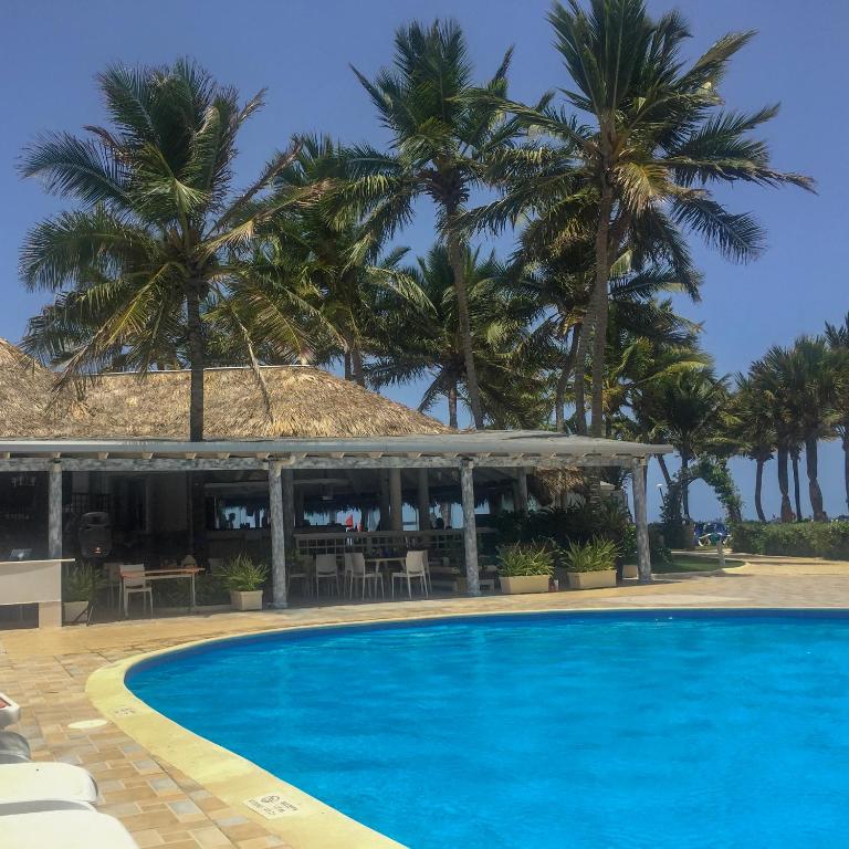 Bazén v ubytování Kitewind Apartamentos Cabarete nebo v jeho okolí
