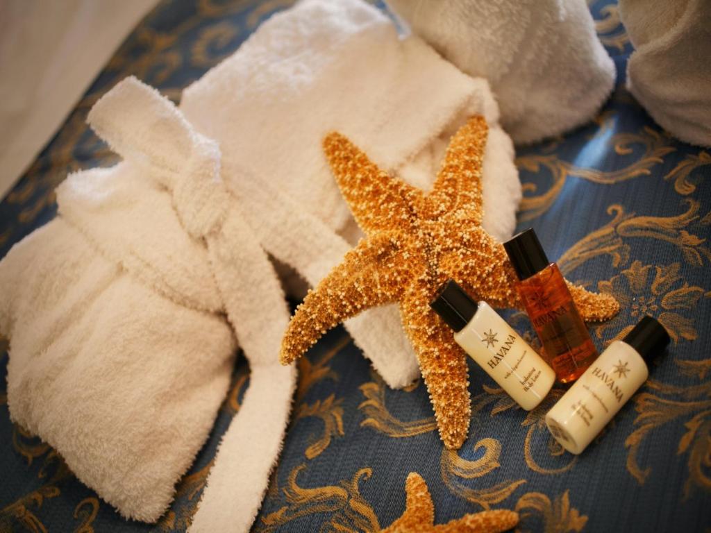 Hotel Mignon Riccione Fronte Mare - Resim 29