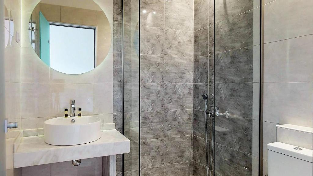 Kiperi Exclusive - 12