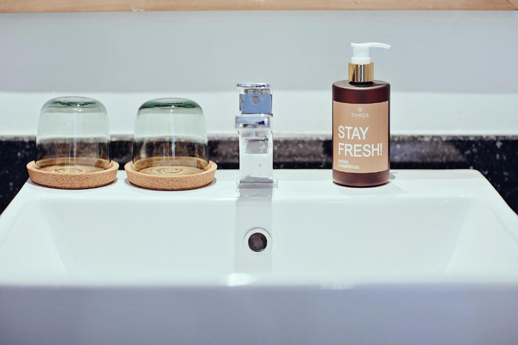 Three Sukhumvit Hotel - SHA Plus Certified - Resim 29